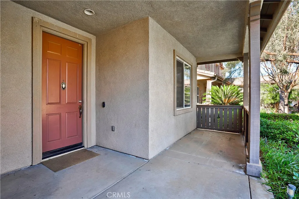 19845 Silverwood Drive, Lake Elsinore, California 92530 home-pic-5
